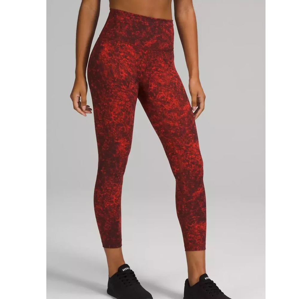 Lululemon Wunder Train HR Tight 23”